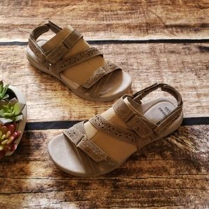 earth original sandals